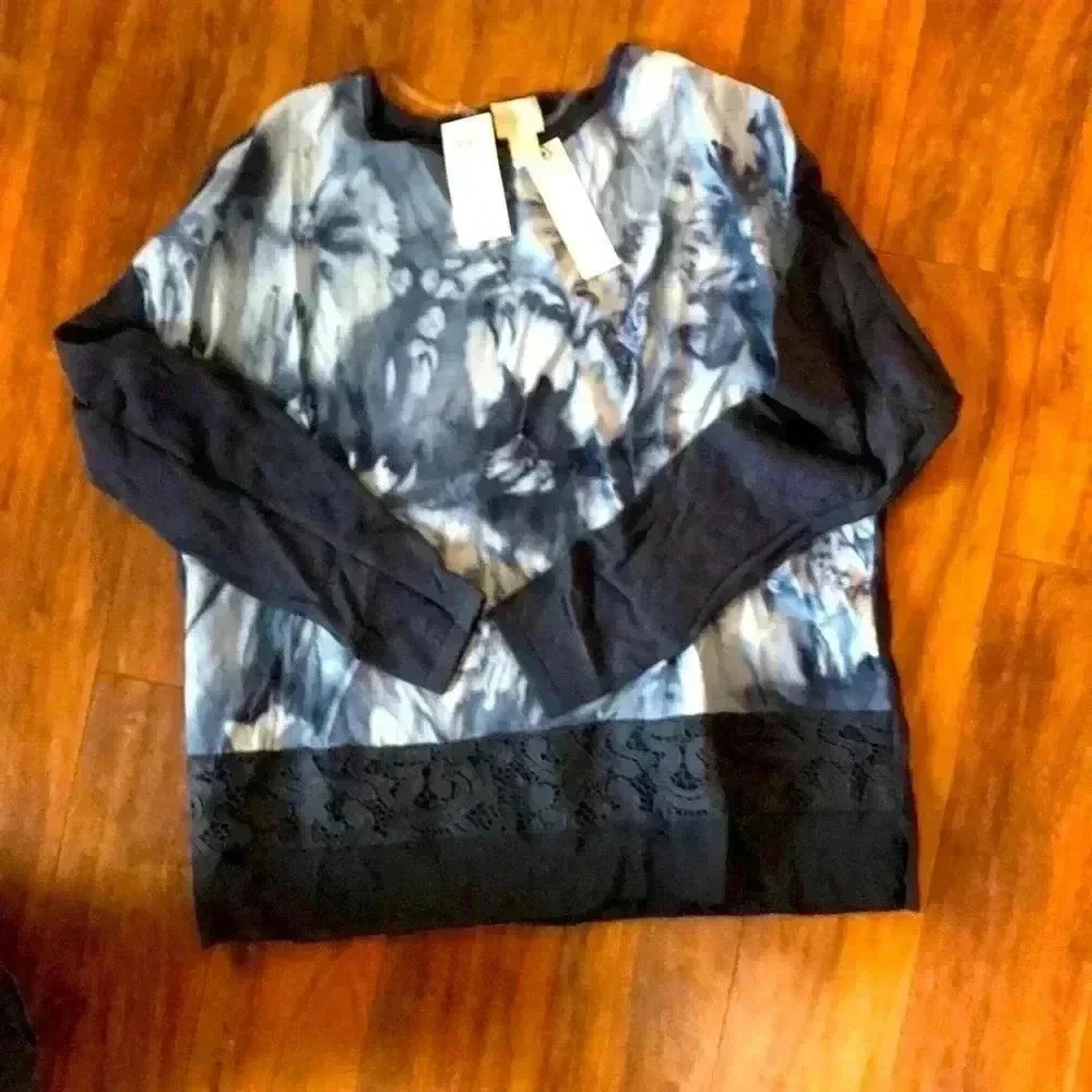Chico’s size 2, tie dye look shirt with lace trim